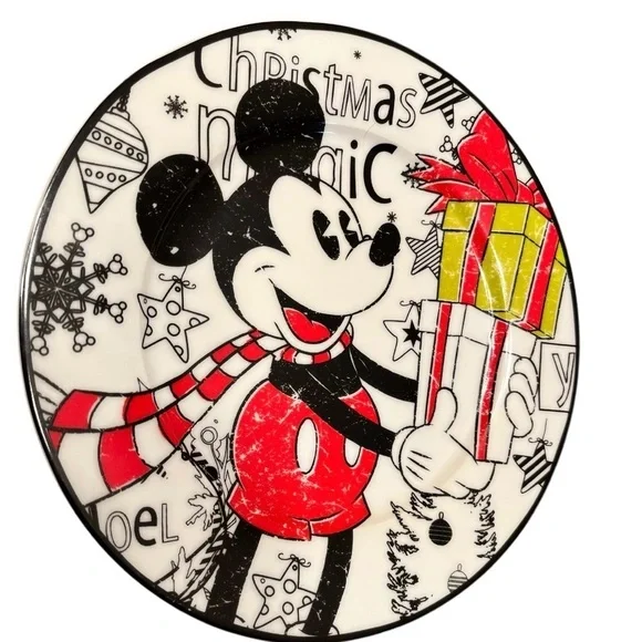 Disney Mickey Mouse 8 inch Christmas Magic Decorative Ceramic Plate - Picture 4 of 7